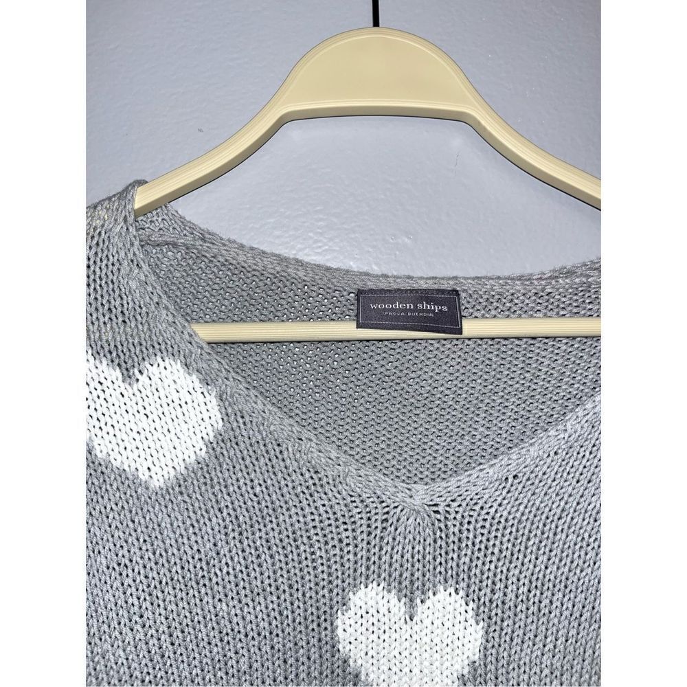 Wooden Ships Besotted Hearts V-Neck Sweater Gray & White Size XS/S - Picture 2 of 4